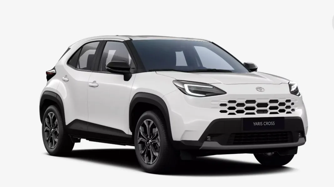 Toyota Yaris Cross Live 1