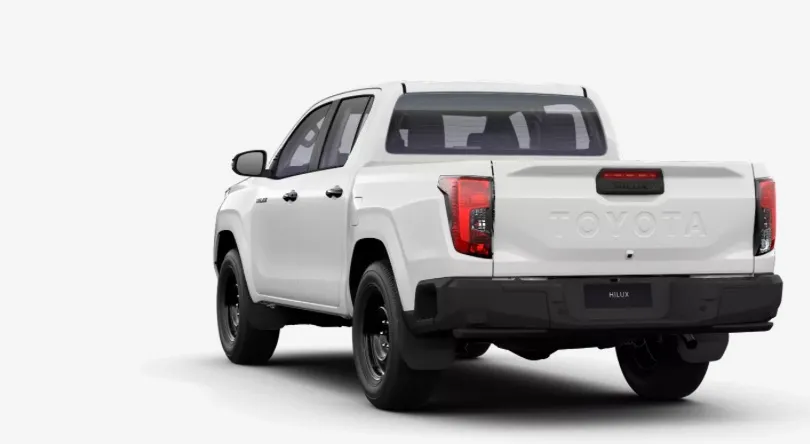 Toyota Hilux 2.8D MHEV 4WD AT Business 2