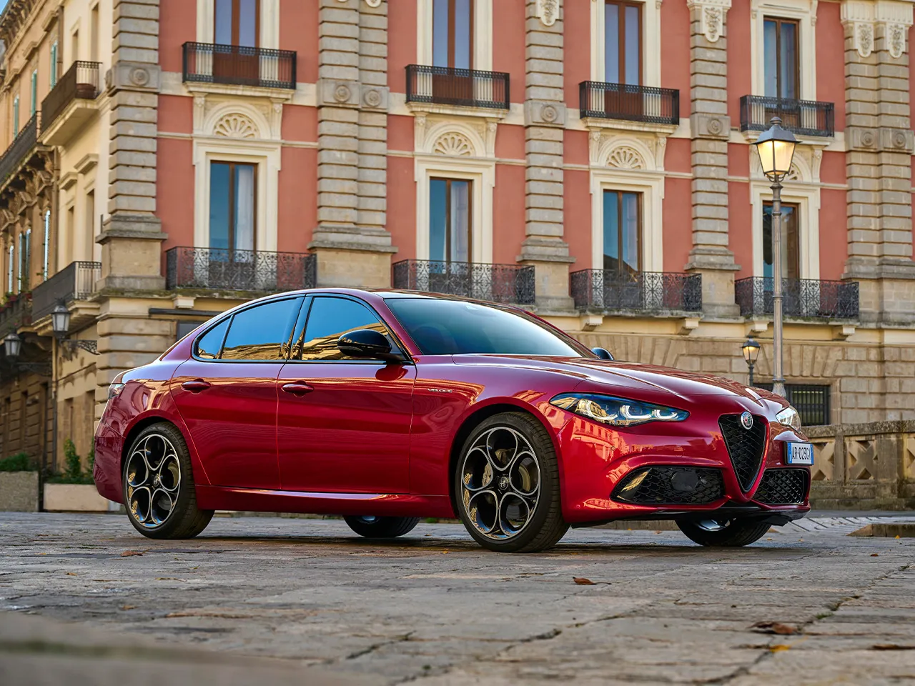 Alfa Romeo Giulia 4