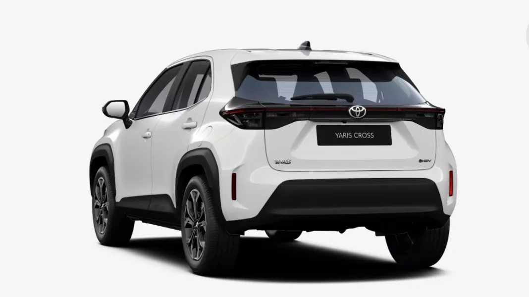 Toyota Yaris Cross Live 2